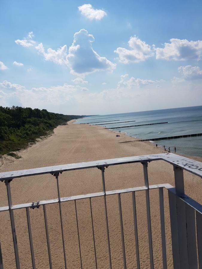Pokoje Goscinne U Laury Rewal Exterior foto